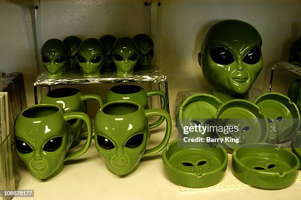 19 Ufo Alien Gift Shop Stock Photos, High-Res Pictures, and Images ...