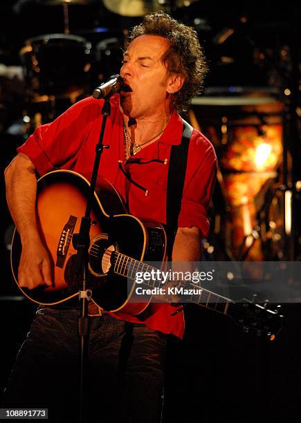 Bruce Springsteen 2005 Bruce Springsteen 2005 Photos and Premium High Res Pictures - Getty Images