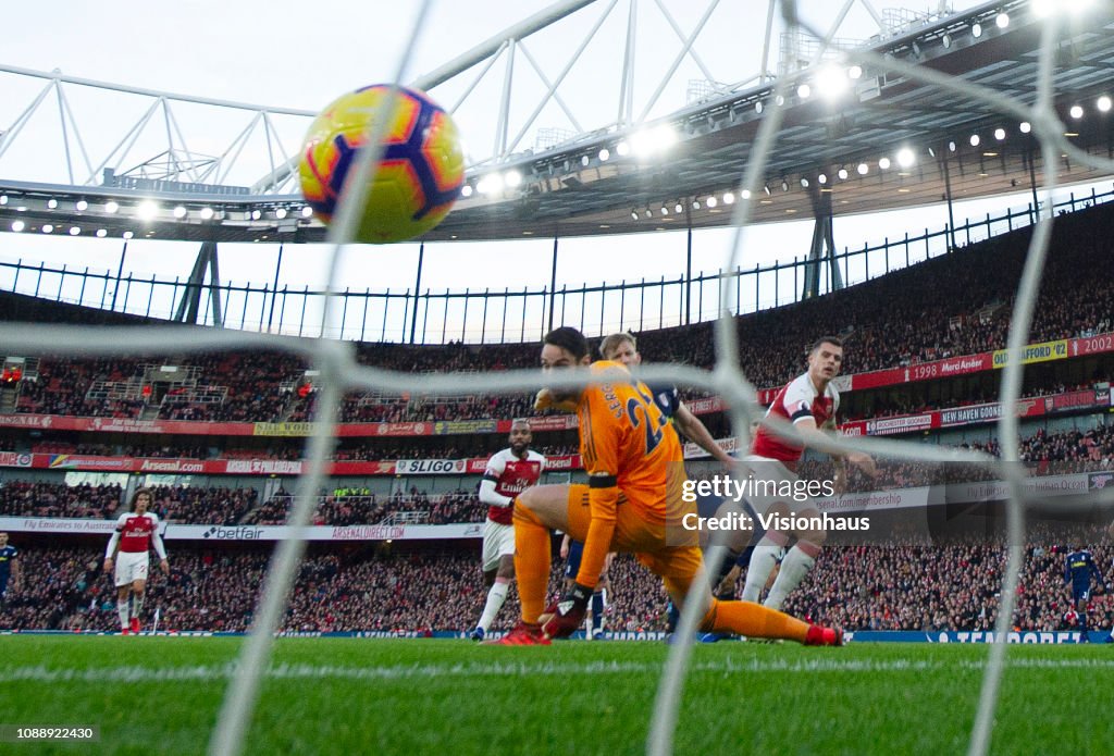 Arsenal FC v Fulham FC - Premier League