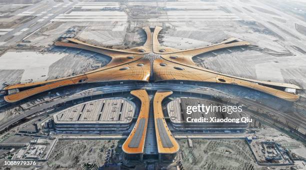 beijing daxing new international airport at dusk - airport aerial view foto e immagini stock