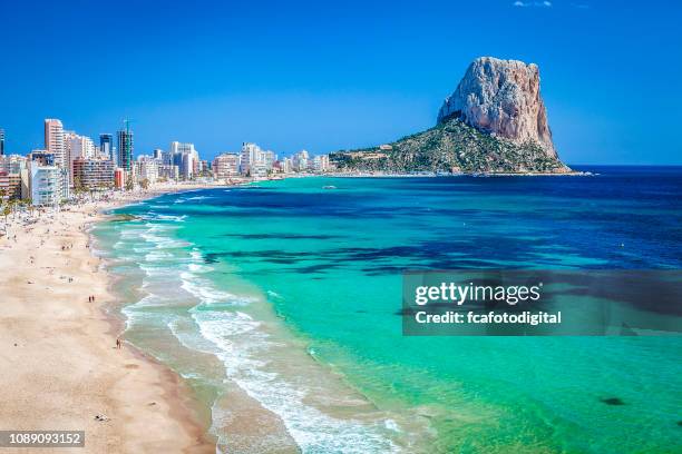 peñon de ifach-comunidad autónoma de valencia, españa - spain fotografías e imágenes de stock