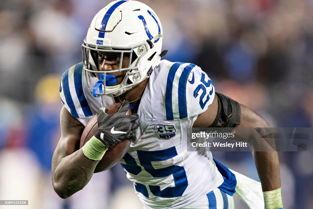 Indianapolis Colts v Tennessee Titans