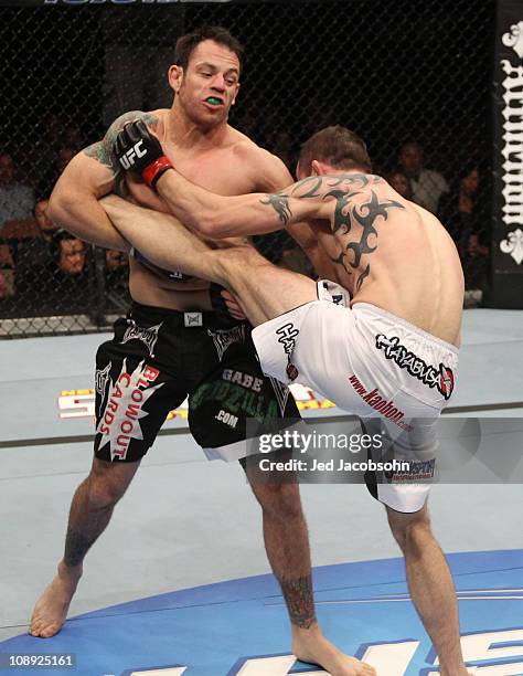 Paul Taylor Mixed Martial Arts Photos and Premium High Res Pictures ...