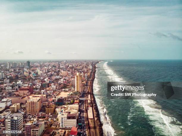 cityscape of the downtown district of colombo, sri lanka - colombo stock pictures, royalty-free photos & images
