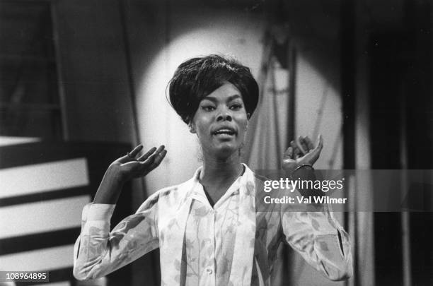 Photo of Dionne WARWICK, performing on Ready Steady Go at Television House, Kingsway, London on May 22 1964