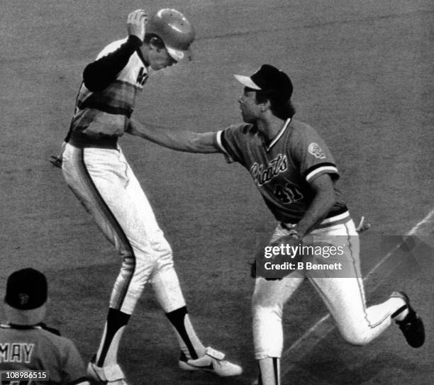 Third baseman Darrell Evans of the San Francisco Giants tags out Mike LaCoss of the Houston Astros on September 9, 1982 at the Houston Astrodome in...