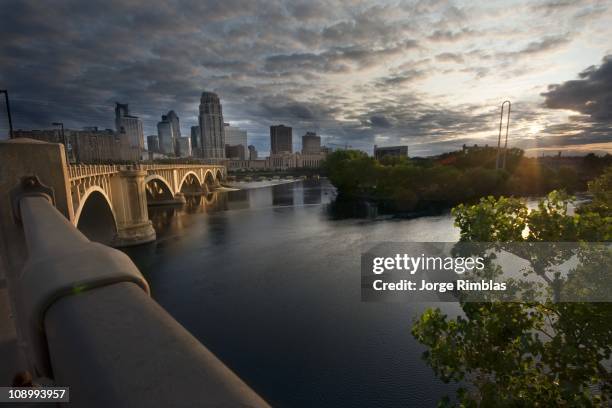 minneapolis with a flare - rimblas stock pictures, royalty-free photos & images