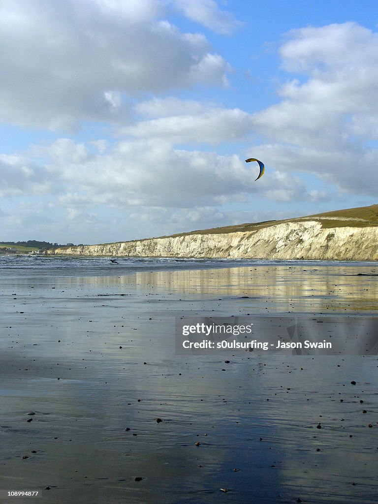 Kitesurfing at Compton Bay