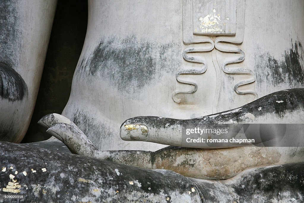 Buddha hand, wat si chum, sukhothai