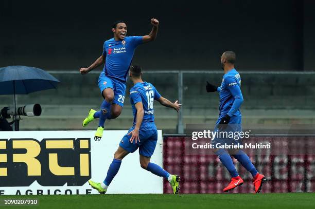 Luis Muriel of ACF Fiorentina celebrates after scoring a goal during the Serie A match between Chievo Verona and ACF Fiorentina at Stadio...