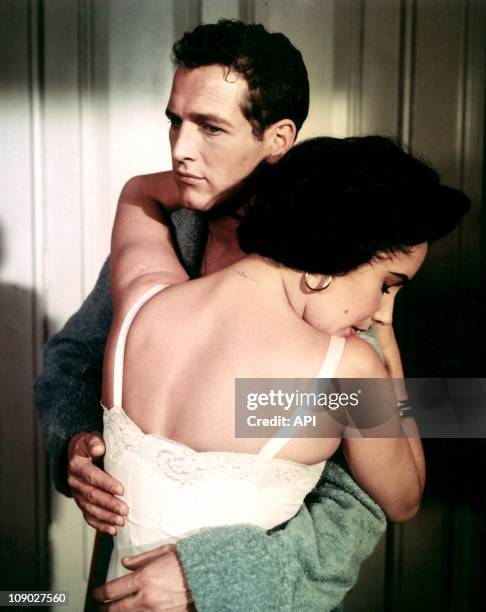 Elizabeth Taylor with Paul Newman on the set of "Cat On A Hot Tin Roof" by Richard Brook in 1958.