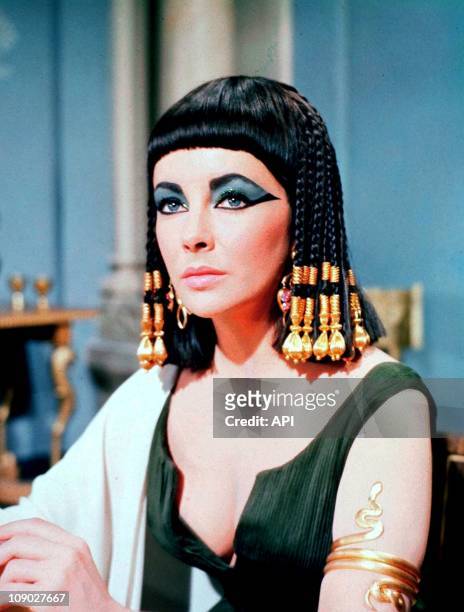 Elizabeth Taylor on the film set of 'Cleopatra' directed by Joseph L. Mankiewicz in 1963.