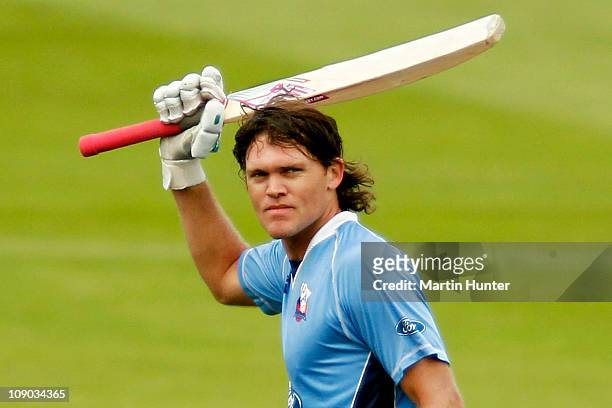 Lou Vincent of Aces celebrates after scoring a century during the one day final match between the Canterbury Wizards and the Auckland Aces at QEII...