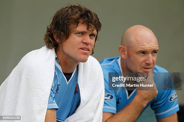 Lou Vincent of the Aces talks with his captain Gareth Hopkins after his innings of 153 runs during the one day final match between the Canterbury...