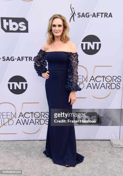 Lisa Emery attends the 25th Annual Screen Actors Guild Awards at The Shrine Auditorium on January 27, 2019 in Los Angeles, California.