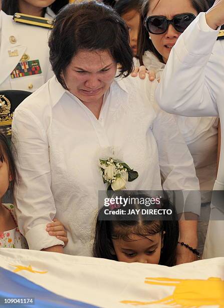 Angelo Reyes Death 11 Teresita Reyes Stock Photos, High-Res Pictures, and Images - Getty ...