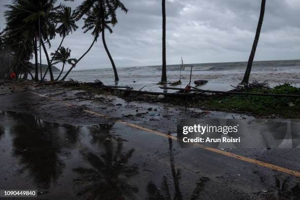storm surge from a tropical storm - nakhon si thammarat stock pictures, royalty-free photos & images