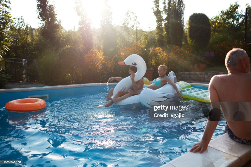 Senior Pool Fun Social Seniors Pool Fun High-Res Stock Photo - Getty Images