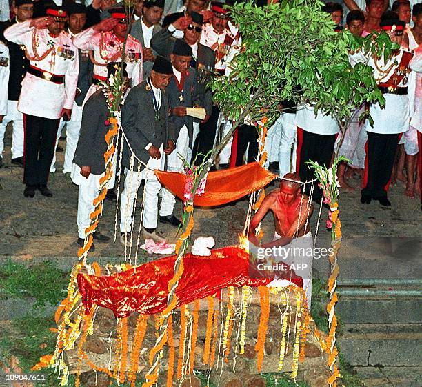 The body of King Birendra is cremated on the banks of the river Bagmati at Pashupati in Kathmandu, 02 June 2001. Nepal's Crown Prince Dipendra shot...