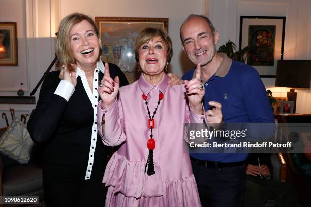 Catherine Alric, Yanou Collart and Gilles Muzas attend Yanou Collart receives her friends for the "Galette des Rois" in Paris on January 06, 2019 in...