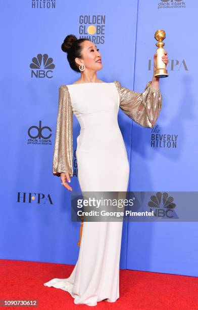 Host and Best Performance by an Actress in a Television Series Drama 'for Killing Eve' winner Sandra Oh poses in the press room during the 75th...
