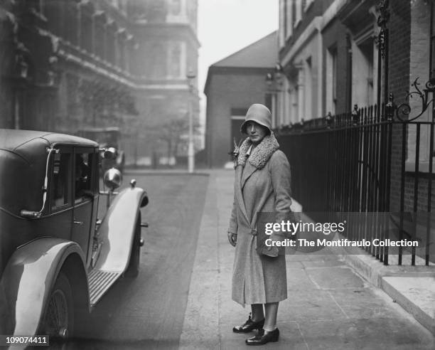 Miss Ishbel MacDonald, daughter of the British Prime Minister, Ramsey MacDonald, leaving Number 10 Downing Street. London England, 27th September...