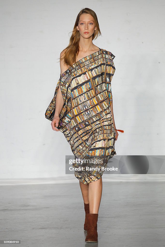 Zero + Maria Cornejo - Runway - Fall 2011 Mercedes-Benz Fashion Week