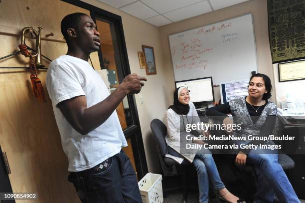 Rasheed R Z 26 Ramzan Rasheed Stock Photos, High-Res Pictures, and Images - Getty ...