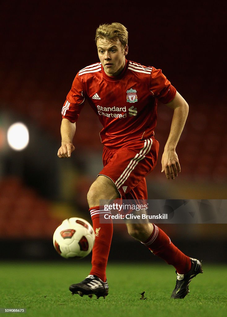 Craig Roddan Craig Roddan of Liverpool in action during the FA Youth Cup match ...