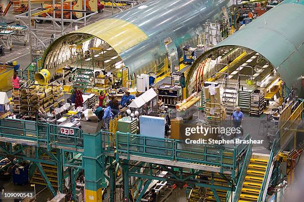 Fuselage Assembly Stockfoto's en -beelden - Getty Images