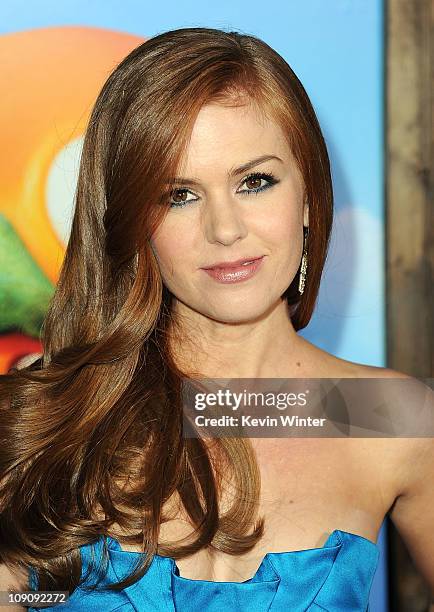 Actress Isla Fisher arrives at the premiere of Paramount Pictures' "Rango" at the Regency Village Theater on February 14, 2011 in Los Angeles,...