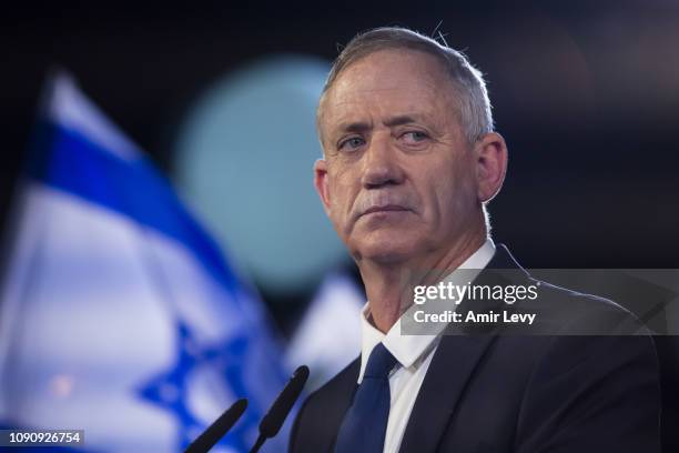 Benny Gantz a former head of the IDF and head of Israel resilience party speaks to supporters in a campaign event on January 29, 2019 in Tel Aviv,...