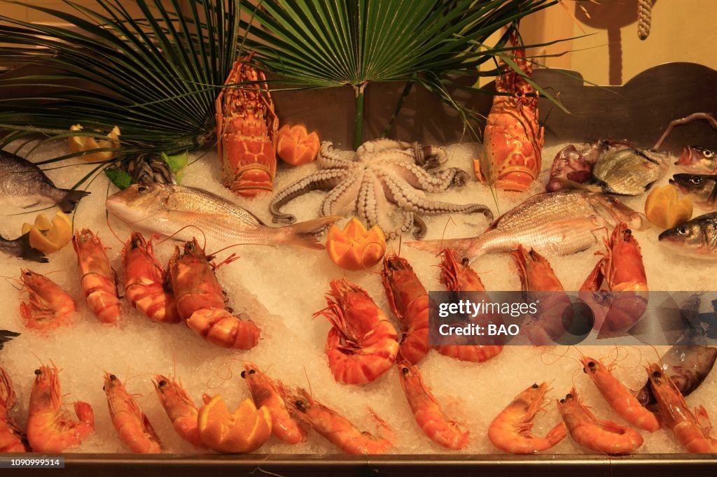 Various seafood on display, fish restaurant, Rethymno, Crete, Greece