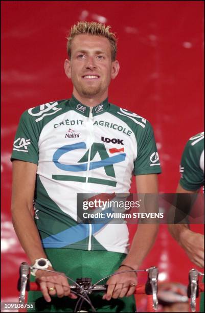 Tour De France: Presentation Of The Teams Al Luxembourg On May 7Th, 2002 In Luxembourg , Luxembourg . Christophe Moreau