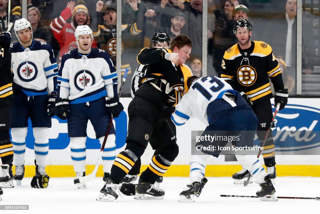 NHL: JAN 29 Jets at Bruins