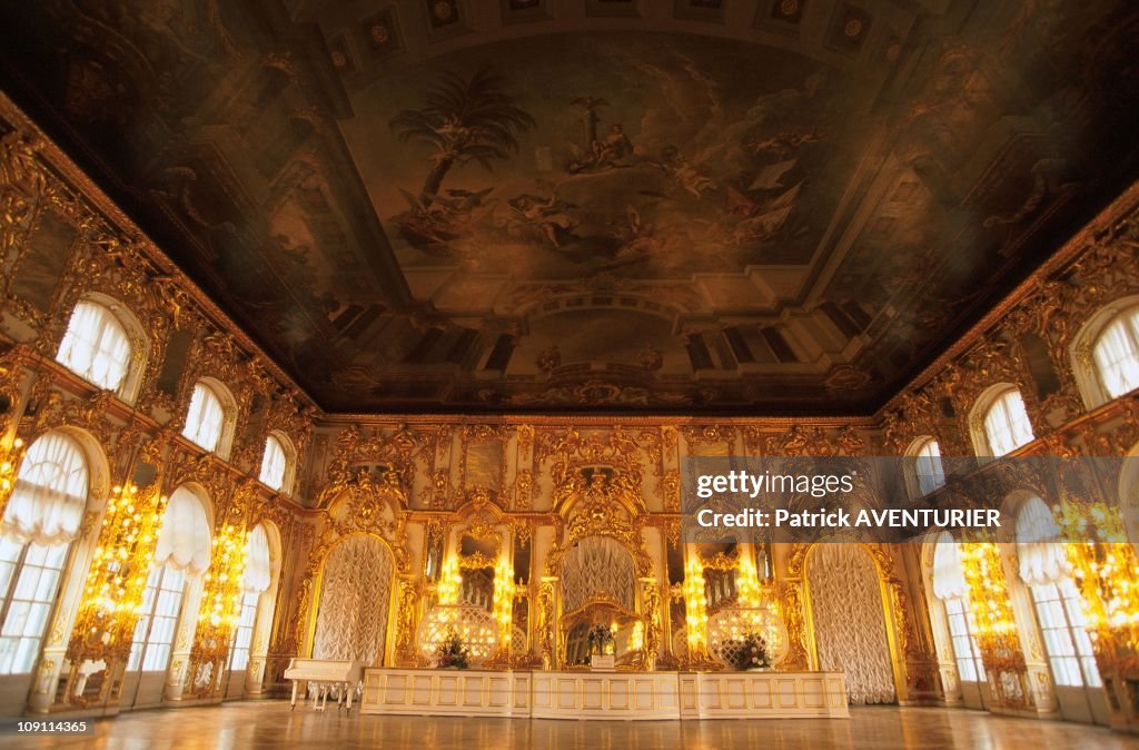 Reconstruction Of The Amber Room Of The Zarkosje Selo Palace On January 4Th, 2000 In Saint Petersburg (Russia), Russia.