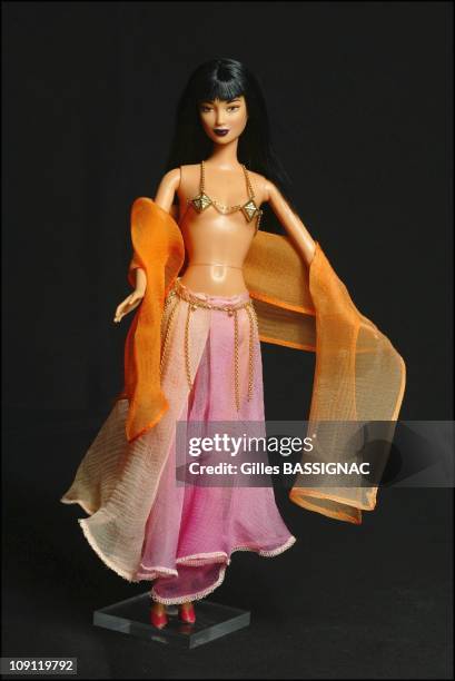 Barbie Jewelry 2003 Collection To Be Sold By Auction To Benefit The French Red-Cross. On December 11, 2003 In Paris, France. De Beers Barbie. Clothes...