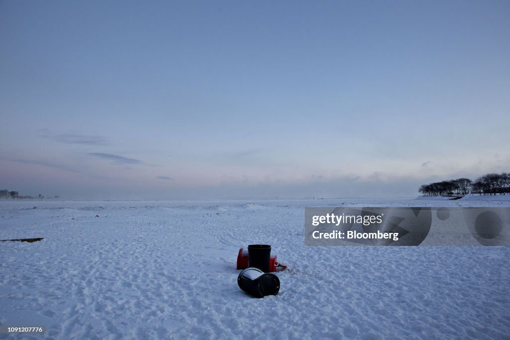 Chicago Faces Colder-Than-Arctic Blast Nearing All-Time Record