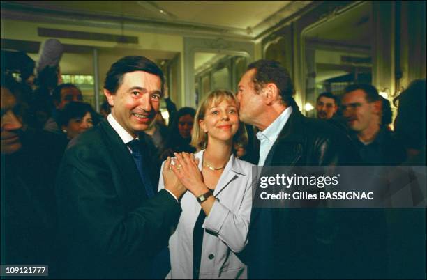 Philippe Douste-Blazy Wins The Municipal Election In Toulouse On March 18Th, 2001 In Toulouse, France. In A Cafe With The Former Mayor Dominique...