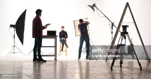 fotograf i studion - photo shoot studio bildbanksfoton och bilder
