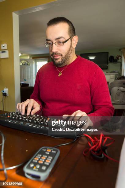 Person Using Screenreader Blind Person Using Screen Reader Photos and Premium High Res Pictures ...