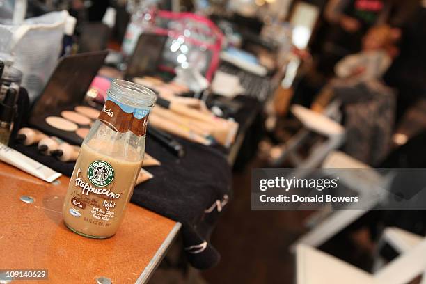 Starbucks Rizzo 47 Starbucks Frappuccino At Risto Fall 2011 Stock Photos, High-Res ...