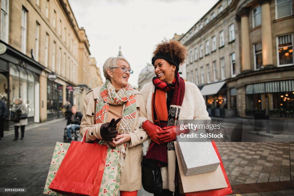 Friends Christmas Shopping