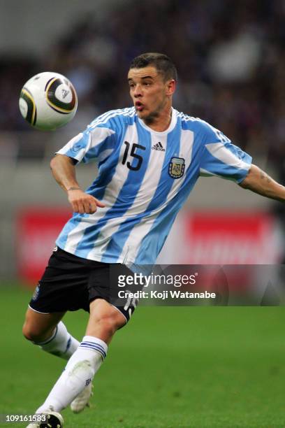 Andres D'Alessandro of Argentina in action during the international friendly match between Japan and Argentina at Saitama Stadium on October 8, 2010...