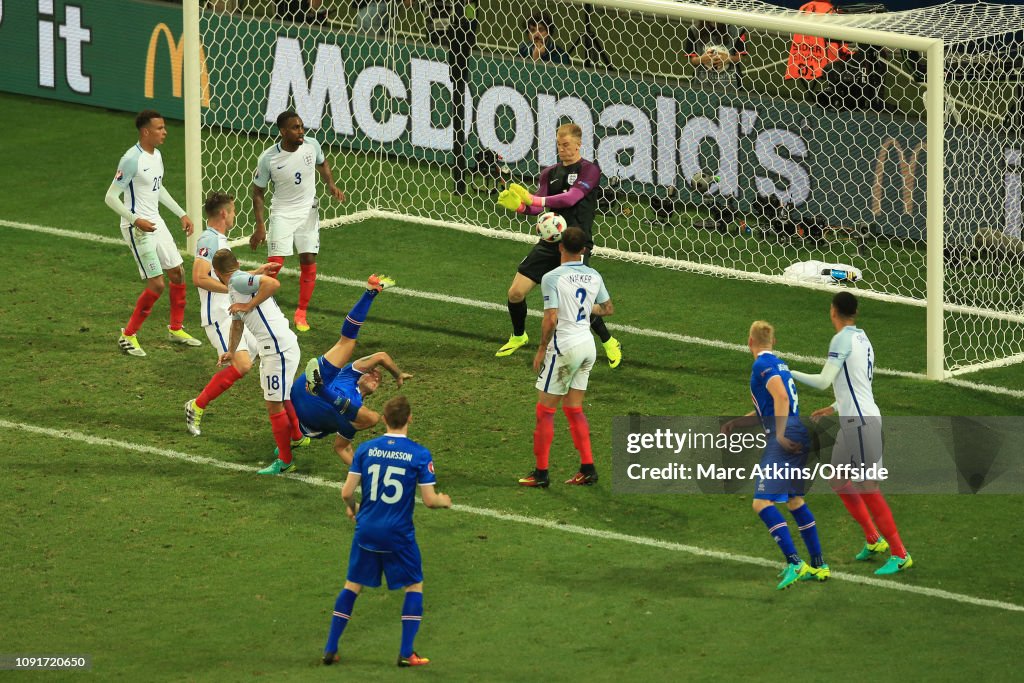 Football - UEFA EURO 2016 - Round of 16  - England v Iceland