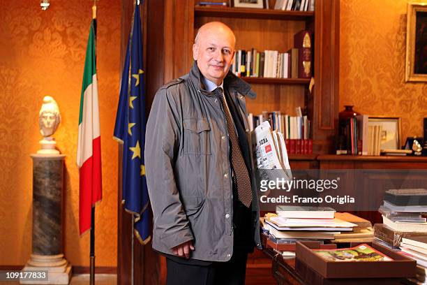 Italian minister of culture in the Berlusconi Cabinet, Sandro Bondi, arrives at his studio of the Ministry of culture, on May 14 , 2010 in Rome,...