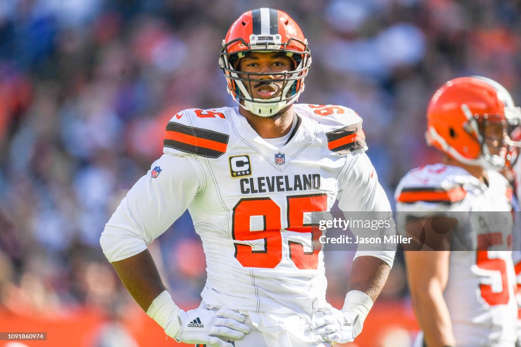 Los Angeles Chargers v Cleveland Browns