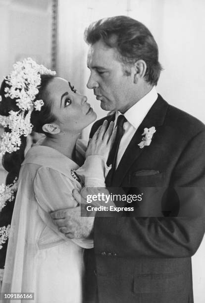 British-born actress Elizabeth Taylor weds Welsh actor Richard Burton in Montreal, Canada, 15th March 1964.