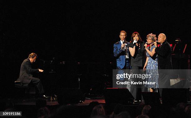 Alan Paul, Cheryl Bentyne, Janis Siegel and Tim Hauser of The Manhattan Transfer