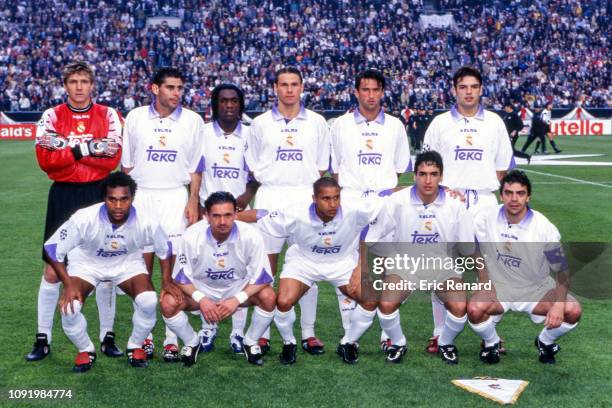 Team of Real Madrid - Up : Bodo Illgner, Fernando Hierro, Clarence Seedorf, Fernando Redondo, Christian Panucci, Fernando Morientes; DOwn : Christian...